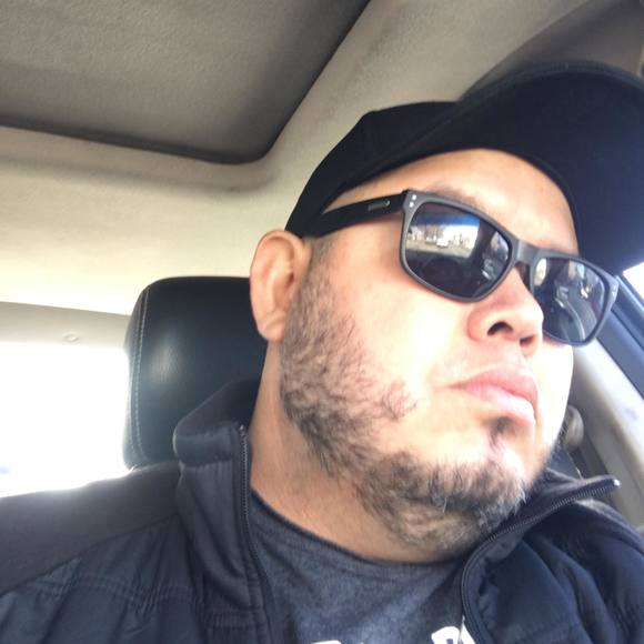 Meet your Posher, Hugo - Picture 1 of 1